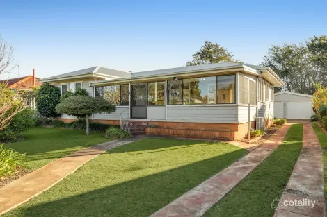 23 Merritt St, Harristown, QLD 4350