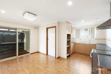 Property photo of 8 Plews Avenue Valley View SA 5093