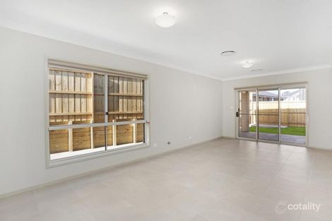 Property photo of 40 Higgins Avenue Elderslie NSW 2570