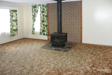 Property photo of 13 Ernest Street Beauty Point TAS 7270