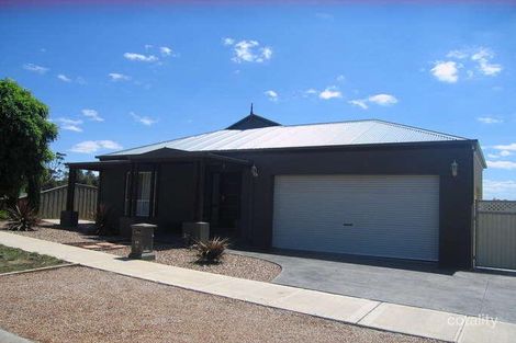 48 Sassafras Dr, Sunbury, VIC 3429