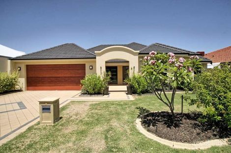 Property photo of 16 Skiff Way Canning Vale WA 6155