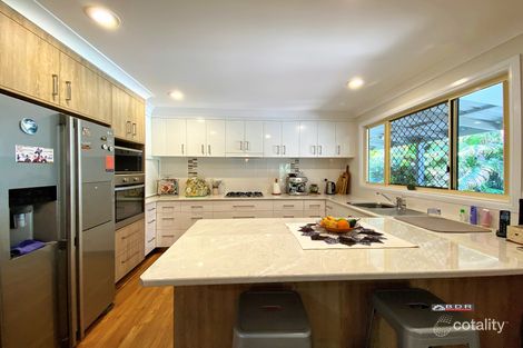 Property photo of 28 Lower Thomas Street Howard QLD 4659