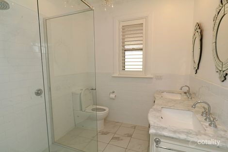Property photo of 294 Edward Street Wagga Wagga NSW 2650