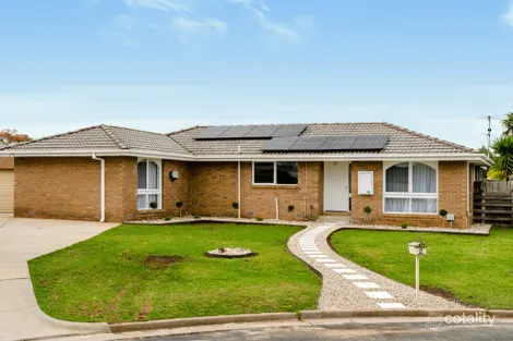 Property photo of 2 Berwick Place Melton West VIC 3337