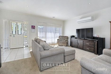 Property photo of 67 Faversham Avenue Lake Gardens VIC 3355