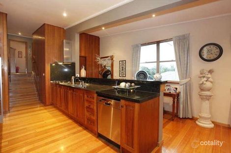 Property photo of 4 Edwardes Street Berwick VIC 3806