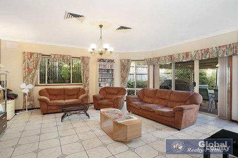 Property photo of 22 Olearia Crescent Warabrook NSW 2304