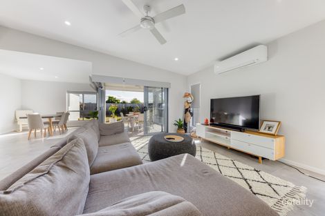 Property photo of 40 Surfrider Place Mudjimba QLD 4564