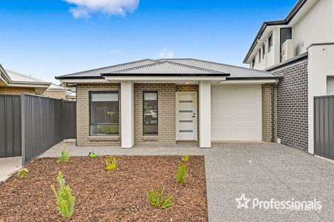 6b Charles St, Northfield, SA 5085