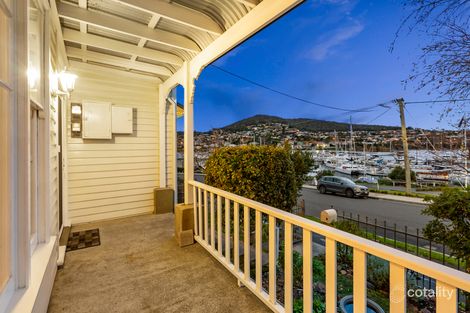Property photo of 1/2 Ford Parade Lindisfarne TAS 7015