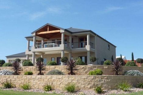 18 Queen Louisa Dr, Long Flat, SA 5253