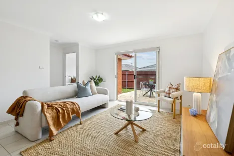 Property photo of 18 Gudamang Street Ngunnawal ACT 2913