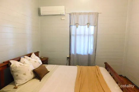 Property photo of 39 King Street Charleville QLD 4470