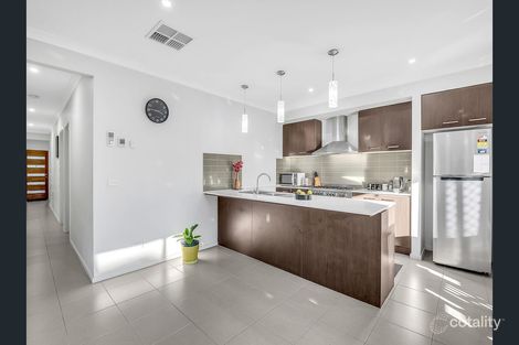 Property photo of 24 Creekbridge Street Craigieburn VIC 3064