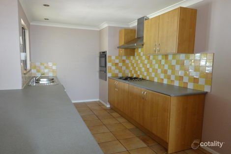 Property photo of 1 Whatman Way Australind WA 6233