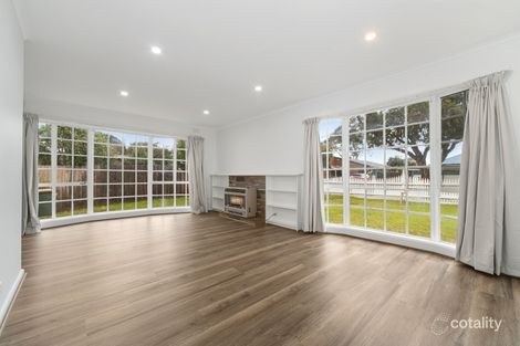 33 Mitchell St, Seaford, VIC 3198