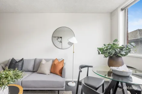 Property photo of 5/26 Gladstone Avenue Armadale VIC 3143