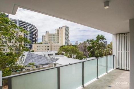 403/30 Brighton Pde, Southport, QLD 4215