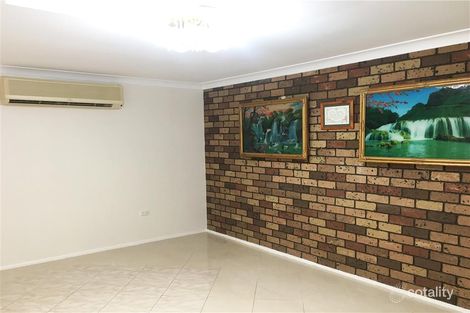 Property photo of 16 Gove Avenue Green Valley NSW 2168