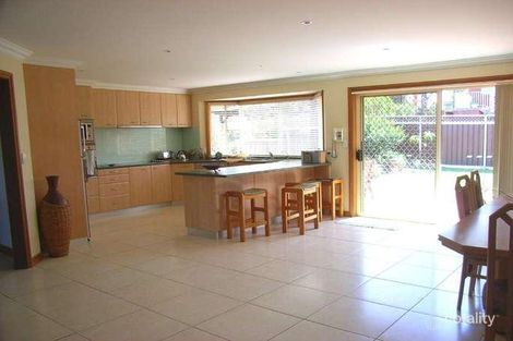 Property photo of 17 Yvonne Crescent Georges Hall NSW 2198