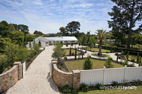 14 Leggatt Cres, Mount Martha, VIC 3934