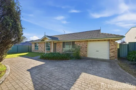 15b Mcintosh St, The Oaks, NSW 2570
