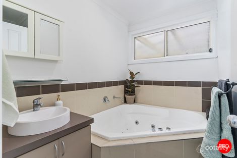 Property photo of 15 Jackson Street Long Gully VIC 3550
