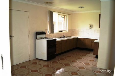 Property photo of 7 Foveaux Avenue Lurnea NSW 2170