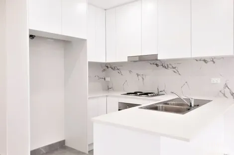 218 Memorial Ave, Liverpool, NSW 2170