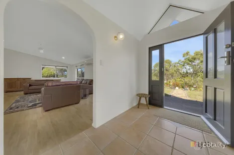 Property photo of 4 Protea Court Benaraby QLD 4680