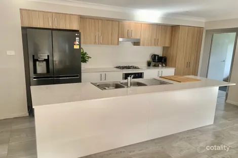 Property photo of 9 Fairway Street Rutherford NSW 2320