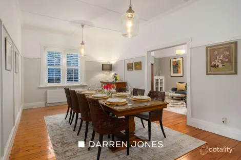 Property photo of 27 Ailsa Grove Ivanhoe VIC 3079