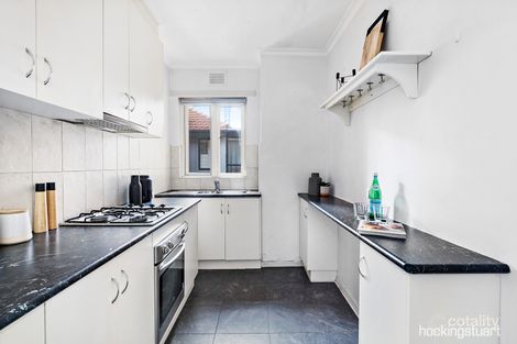 Property photo of 8/45A Ormond Esplanade Elwood VIC 3184
