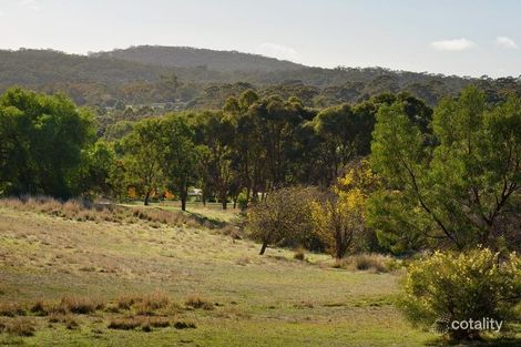 15 Mt Tarrengower Rd, Maldon, VIC 3463