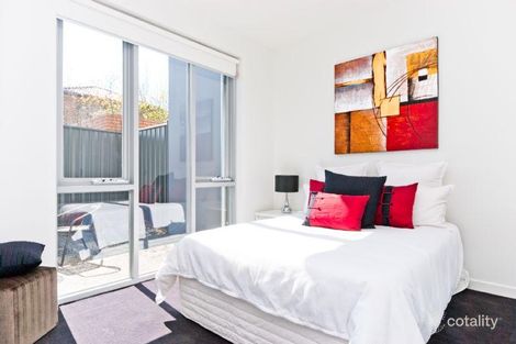 Property photo of 2/1 Emma Street Seddon VIC 3011