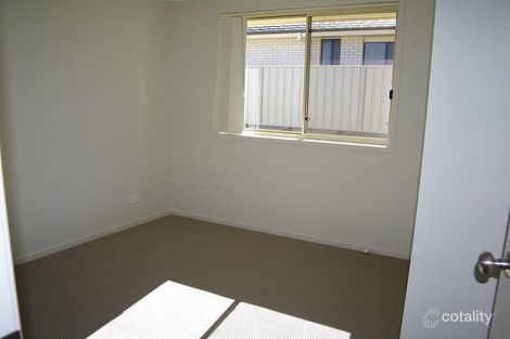 Property photo of 6 Edward Windeyer Way Raymond Terrace NSW 2324