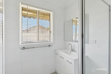 Property photo of 51 Morison Crescent Seymour VIC 3660