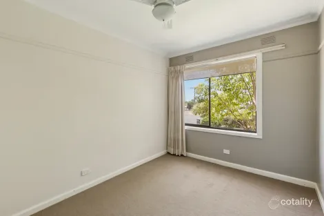 Property photo of 51 Morison Crescent Seymour VIC 3660