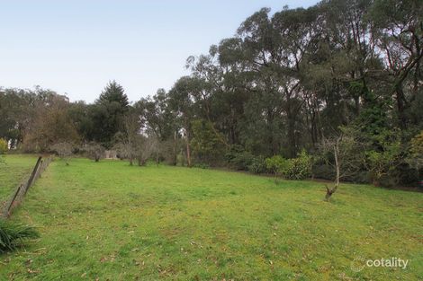 Property photo of 11 Evans Grove Wandin North VIC 3139