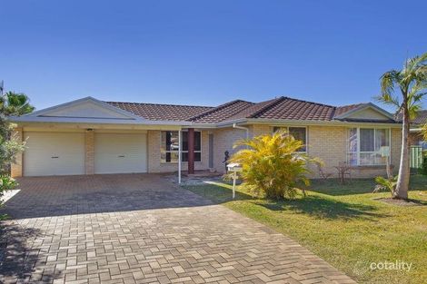 17 Yarra Ave, Port Macquarie, NSW 2444