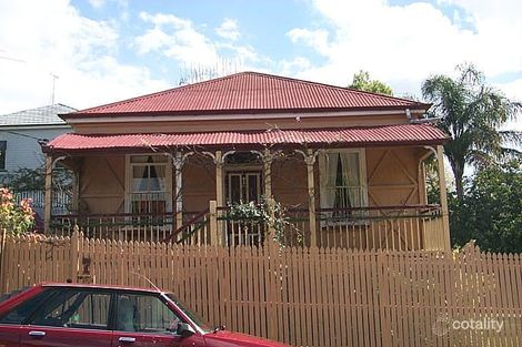 7 School St, Woolloongabba, QLD 4102