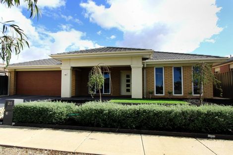 Property photo of 25 Yarraman Road Manor Lakes VIC 3024