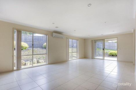 Property photo of 8 Redcliffe Terrace Doreen VIC 3754