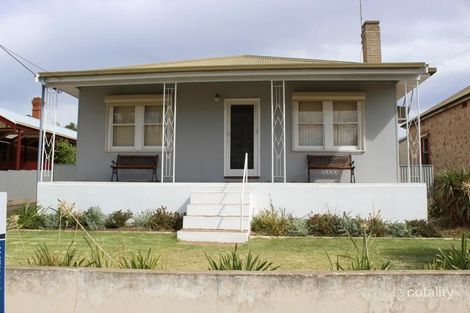 32 Mannum Rd, Murray Bridge, SA 5253