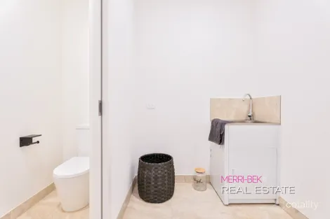 Property photo of 6/6 Ramleh Road Reservoir VIC 3073