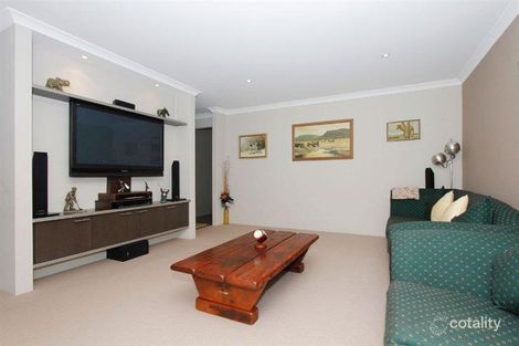 Property photo of 20 Edgehill Walk Piara Waters WA 6112