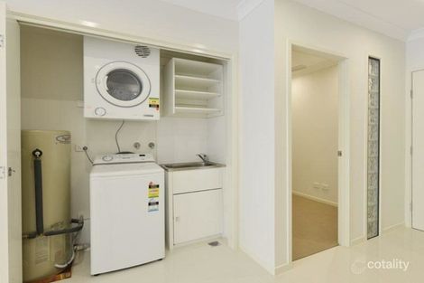 Property photo of 2/255 Wynnum Road Norman Park QLD 4170