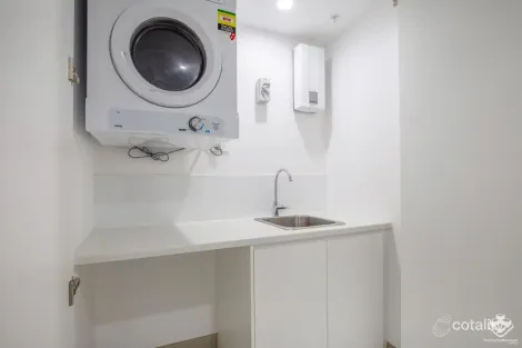 Property photo of 2 Main Street Varsity Lakes QLD 4227