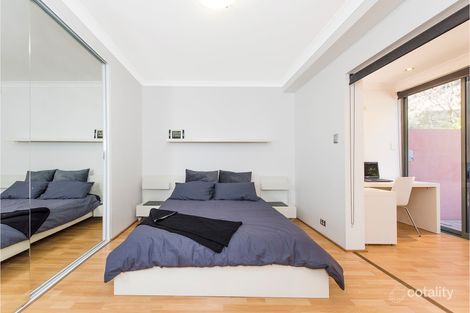 Property photo of 1/122 Mounts Bay Road Perth WA 6000